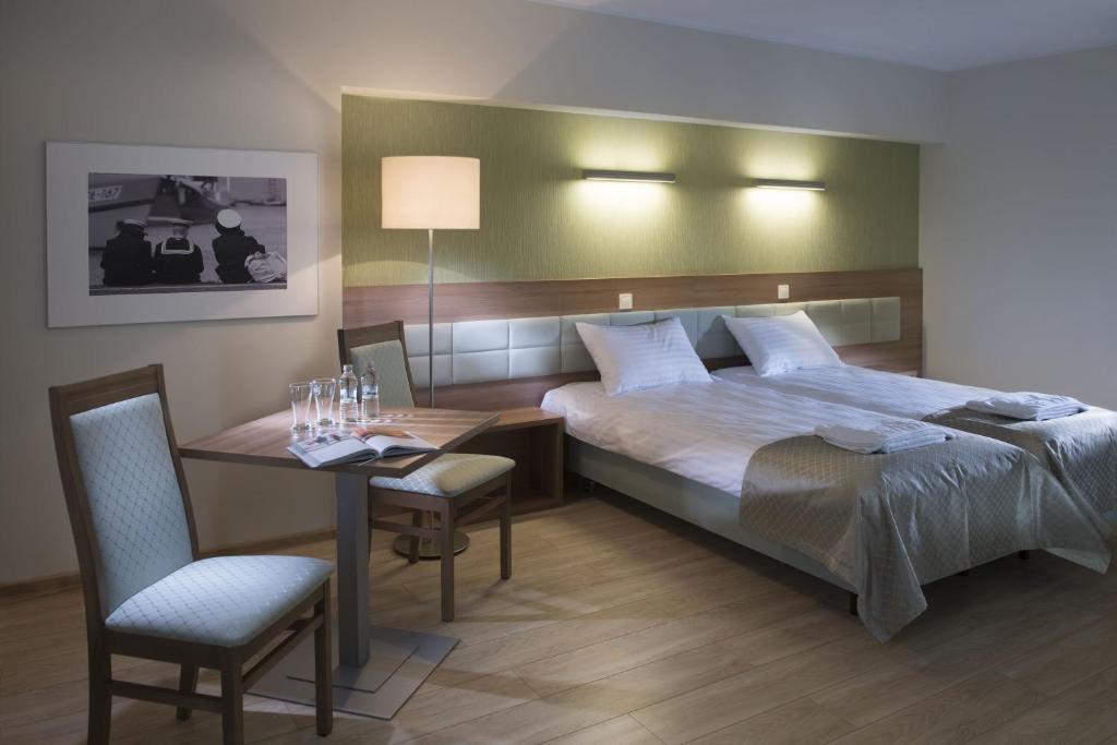 Olymp 3 Hotel Kolobrzeg Bagian luar foto