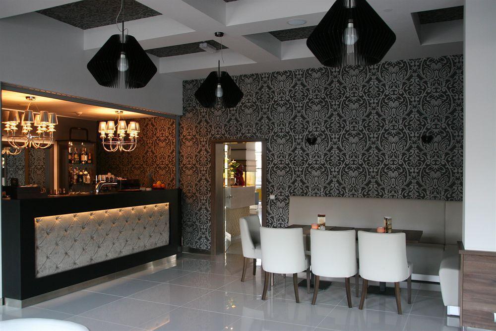 Olymp 3 Hotel Kolobrzeg Bagian luar foto
