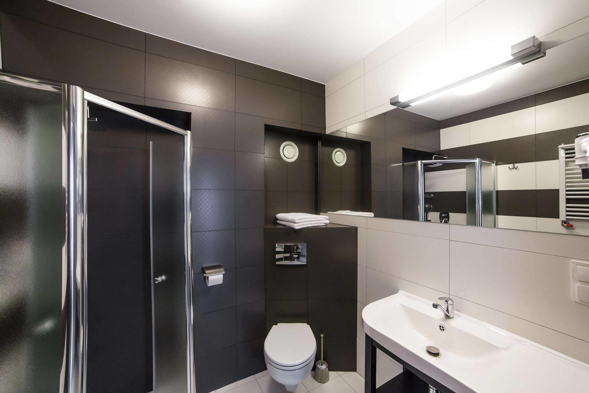 Olymp 3 Hotel Kolobrzeg Bagian luar foto
