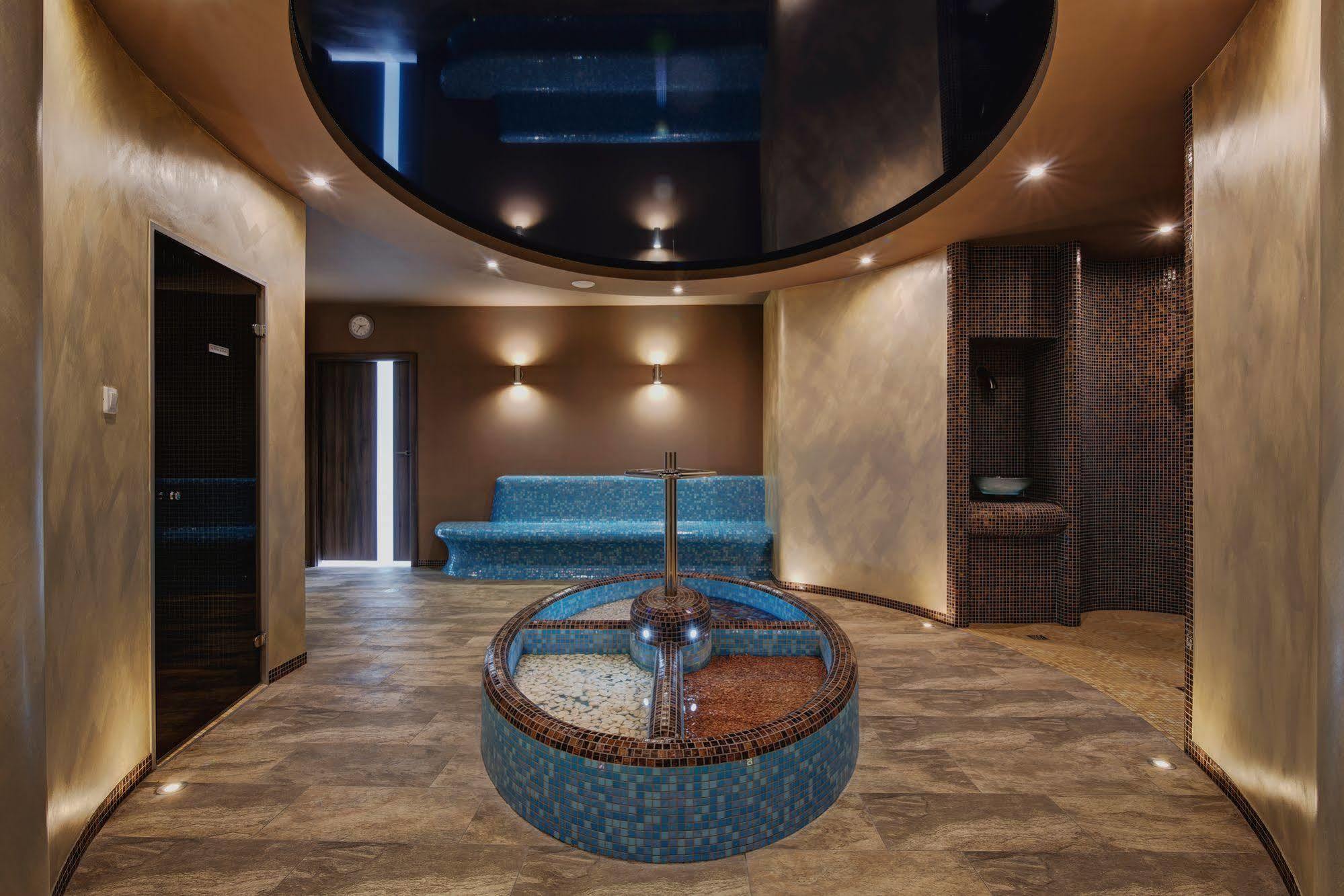 Olymp 3 Hotel Kolobrzeg Bagian luar foto
