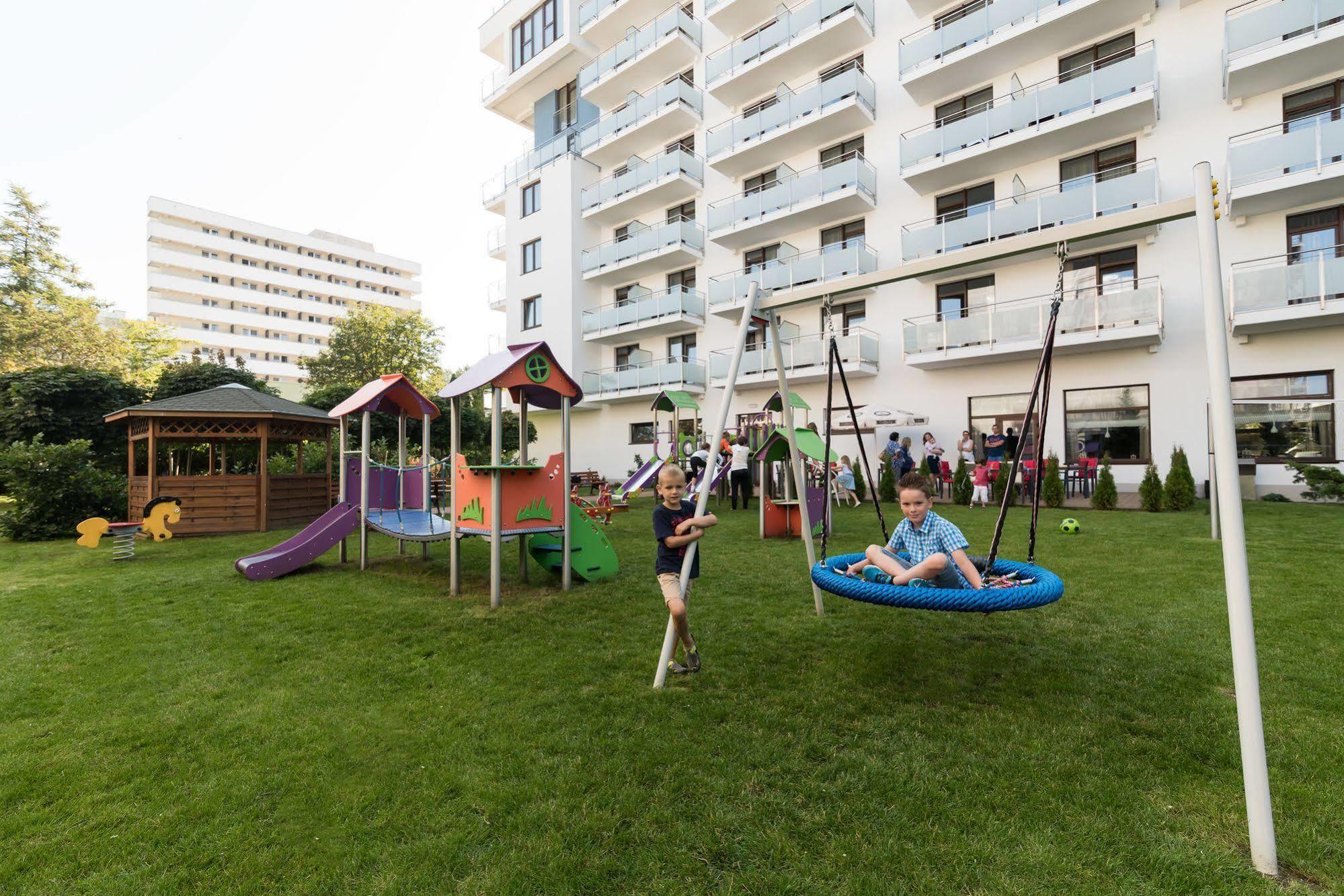 Olymp 3 Hotel Kolobrzeg Bagian luar foto