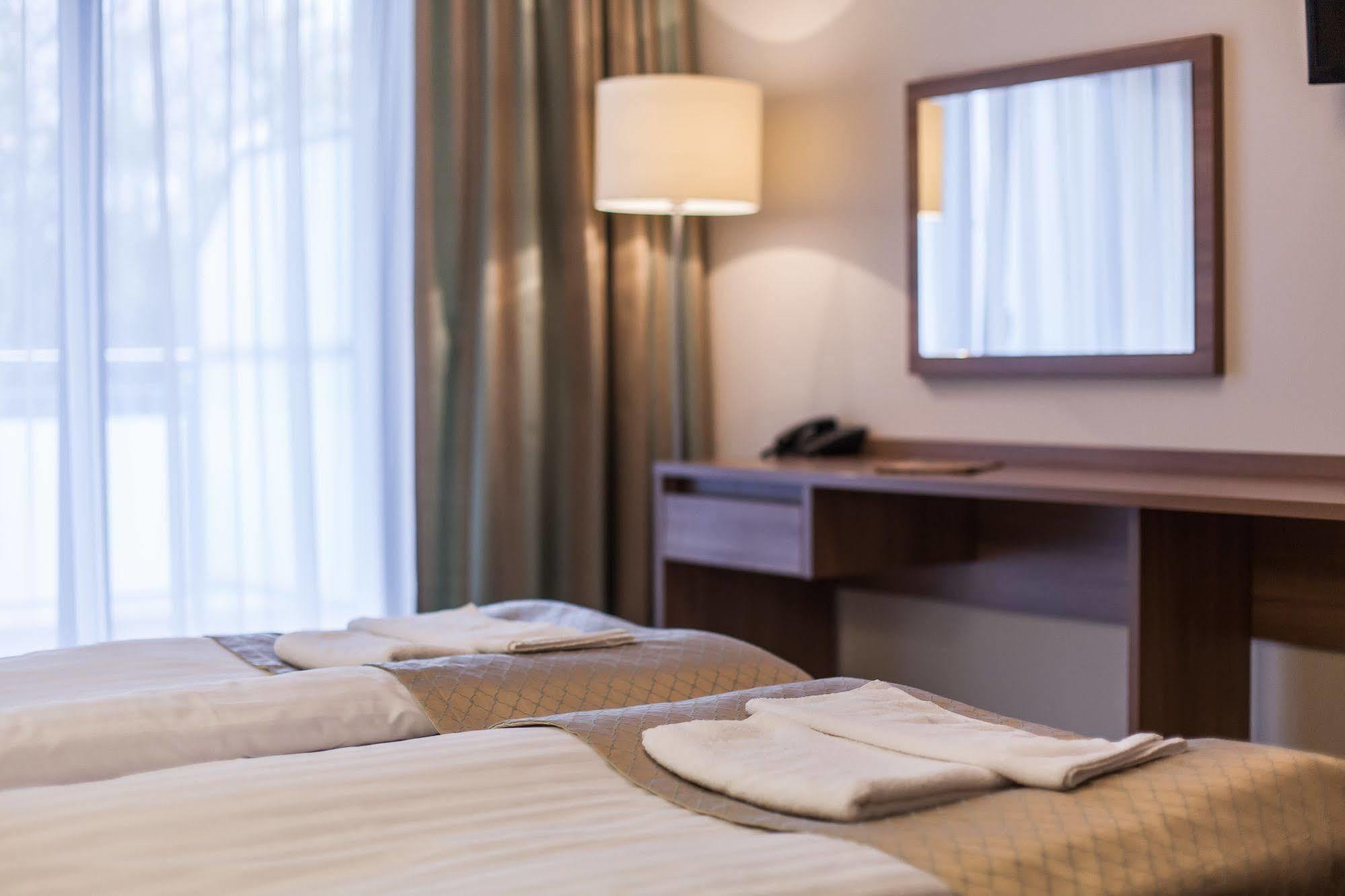 Olymp 3 Hotel Kolobrzeg Bagian luar foto