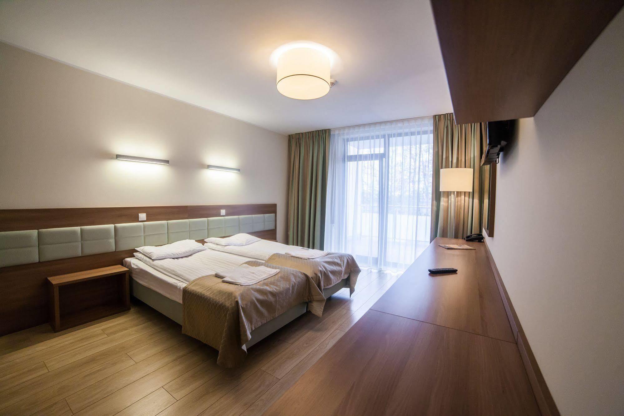 Olymp 3 Hotel Kolobrzeg Bagian luar foto
